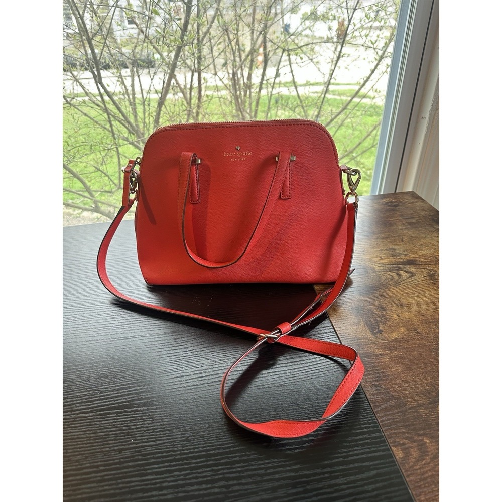 Kate Spar Cedar Street Red Bag Strap 13L7D Spring/Summer Bag Roomy Easy Care